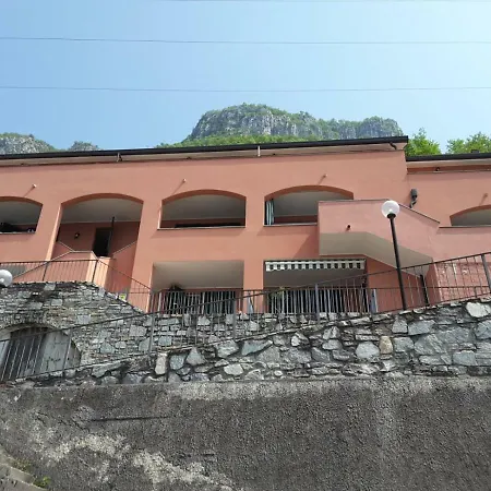 Una Terrazza Vistalago * Varenna